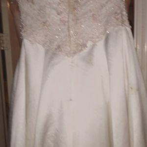 Wedding dress
